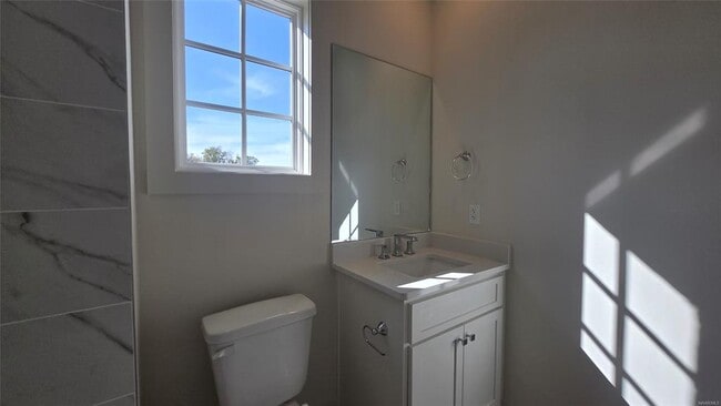 Building Photo - 4517 Broadwick St