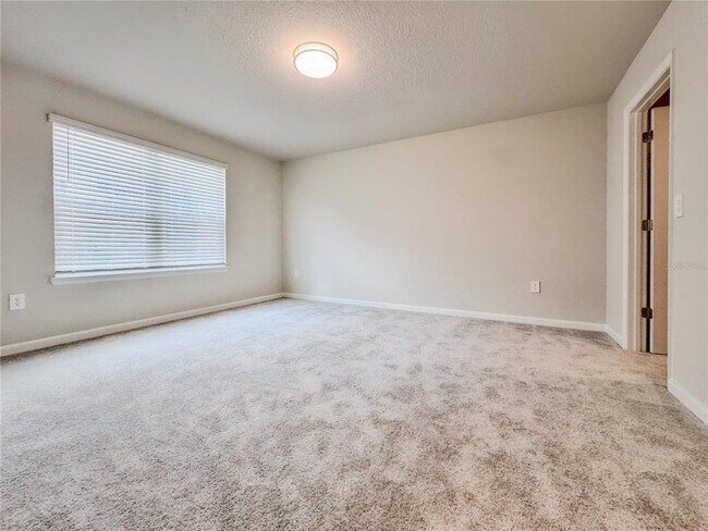 Building Photo - 3753 Isle Royal Place