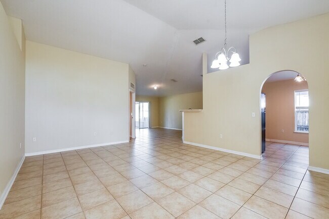 Building Photo - 5201 Silver Thistle Ln