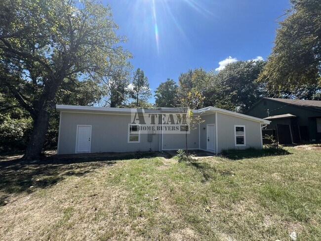 Building Photo - Remodeled 2 Bed 1 Bath in Mabank