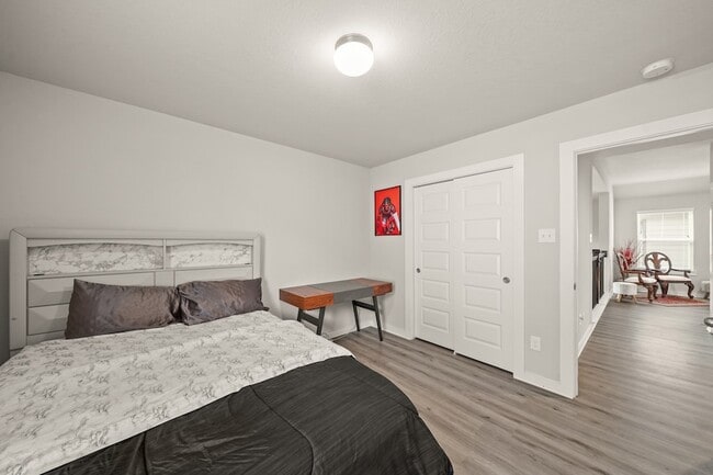 Building Photo - 18419 Windy Knl Wy