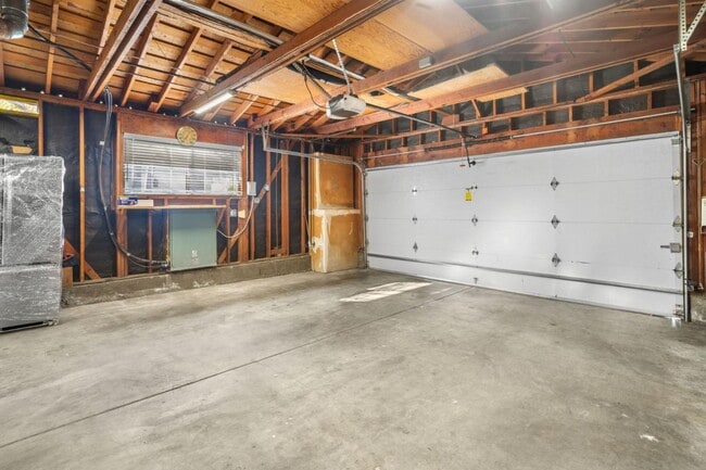 Building Photo - 7124 Point Dunes Ct