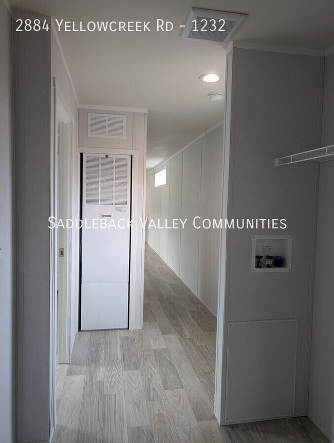 Building Photo - 2884 Yellow Creek Rd