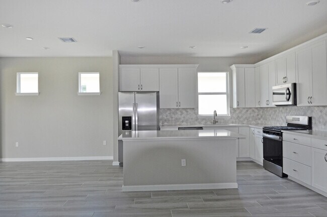 Building Photo - 13609 SW Vermillion Cir