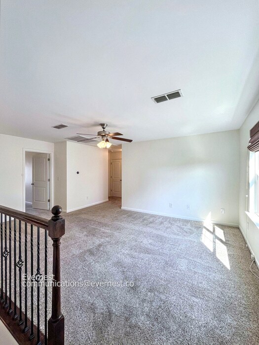 Building Photo - 2142 Longhunter Chase Dr