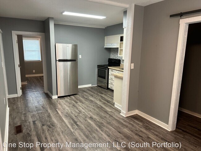 Building Photo - 2 br, 1 bath House - 225 Lexington Rd Apt A