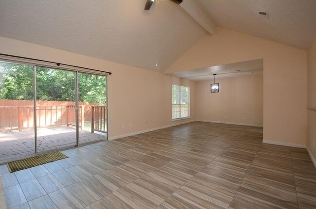Building Photo - 15 S Tallowberry Dr