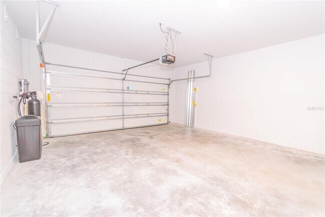 Building Photo - 1348 Palau St SE