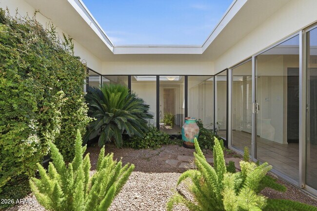 Building Photo - 7238 E Joshua Tree Ln