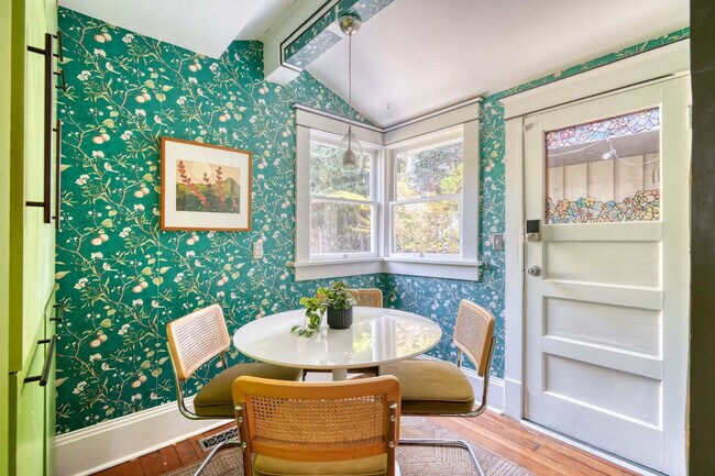 Building Photo - 1235 N Prescott St