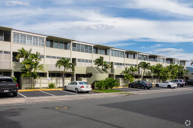 Building Photo - Diamond Head Manor