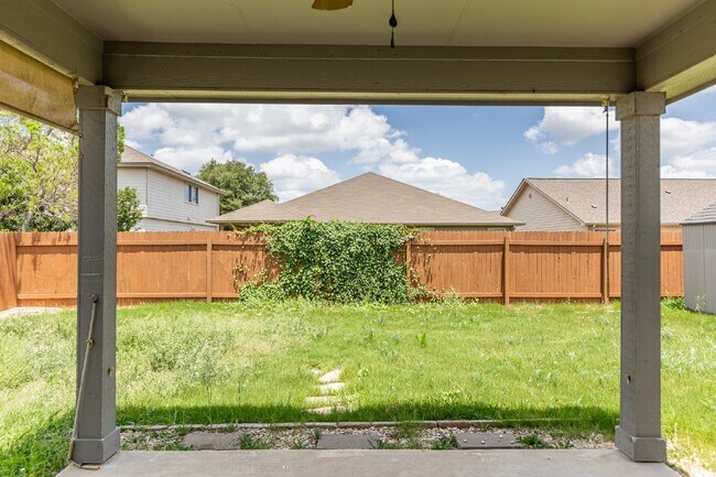 Building Photo - 925 Cypress Ml