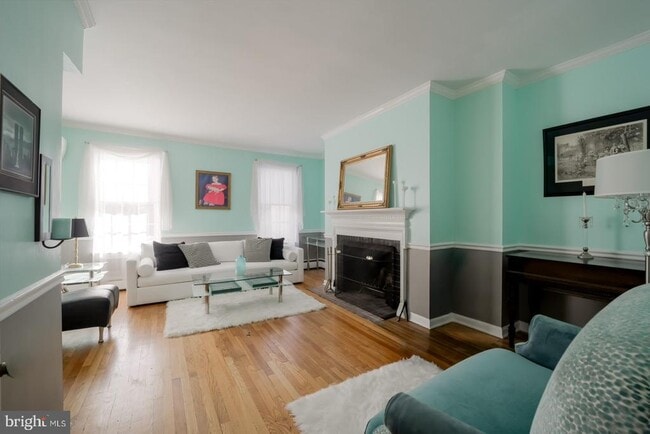 Primary Photo - 428 Wolfe St