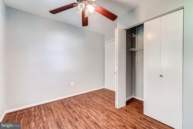 Building Photo - 9420 Packard Way