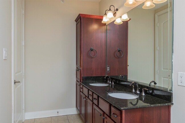 Building Photo - 6551 Westcott St