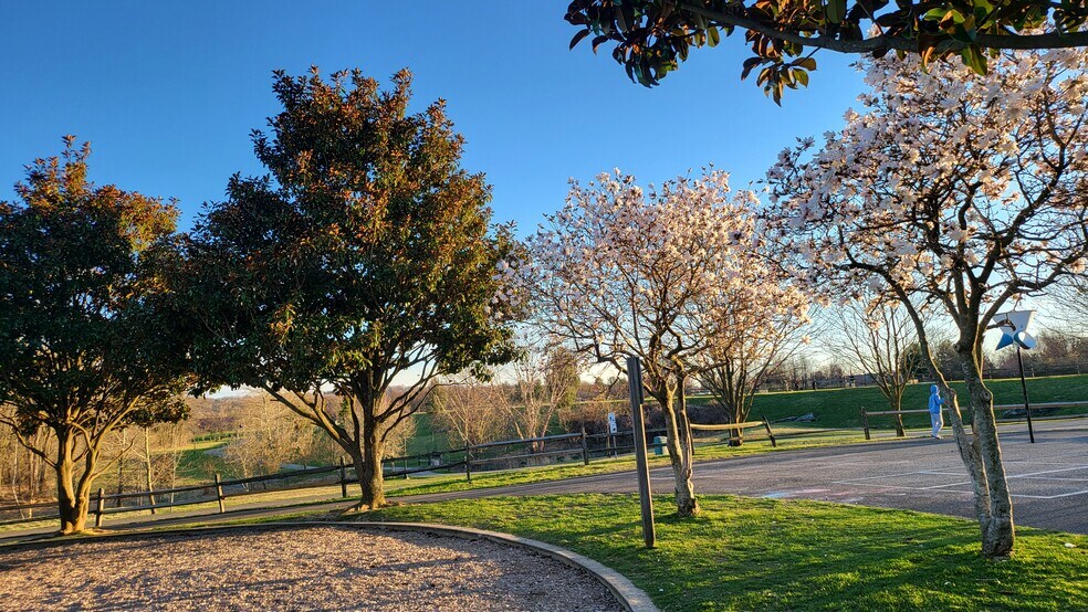 Building Photo - 348 New Market Ct