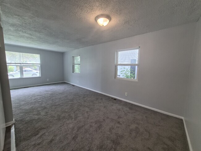 Building Photo - 4708 Payton Ave
