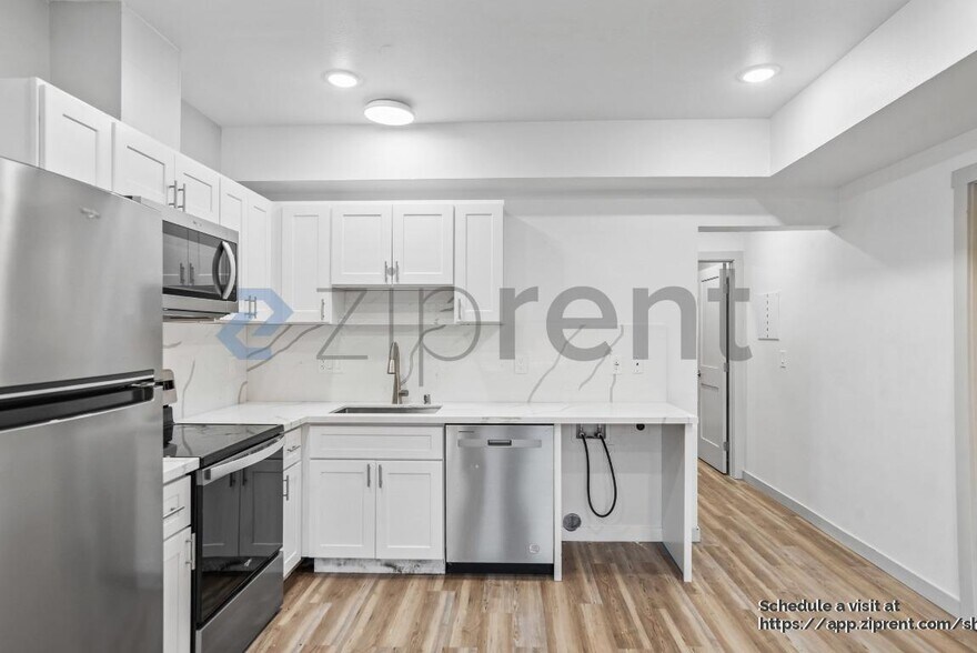 Building Photo - 3216 California St