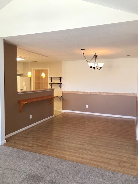 Building Photo - 5250 Coventry Ln