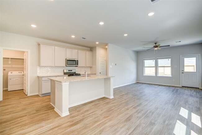 Building Photo - 5722 Fresh View Ct