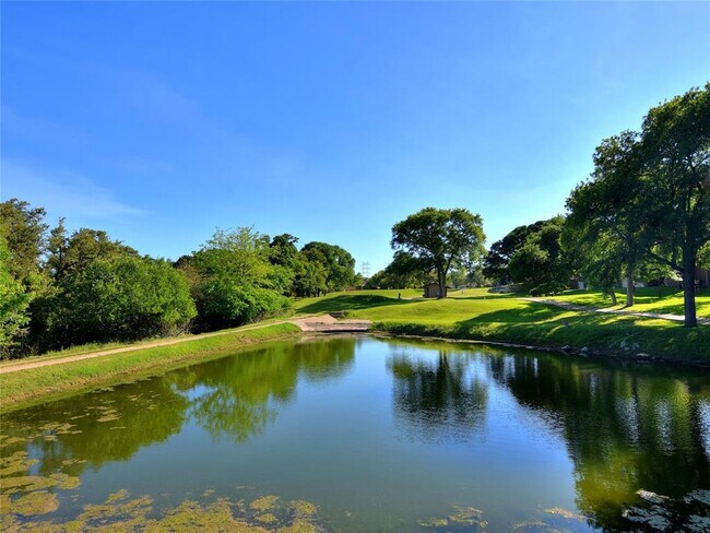 Building Photo - 222 Lido St