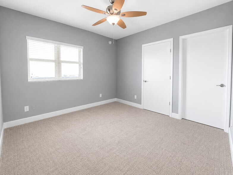 2nd Bedroom - 14951 Royal Oaks Ln