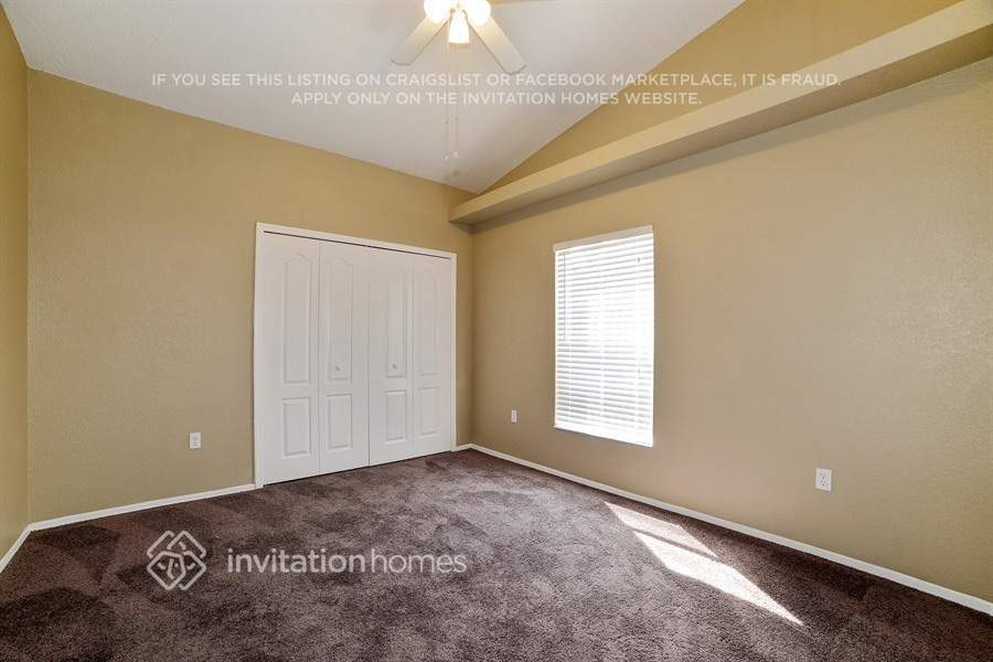 Building Photo - 10123 Briar Cir