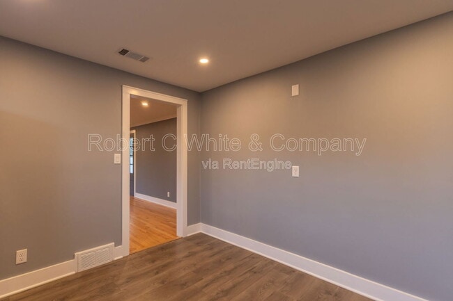 Building Photo - 287 Prospect St