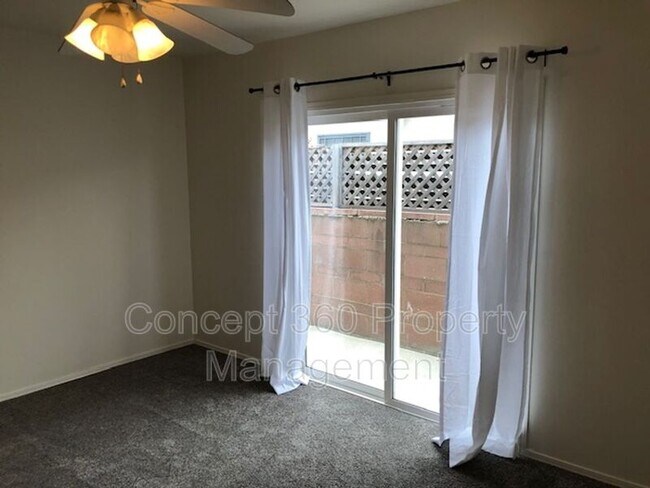 Building Photo - 3153 W 155th St