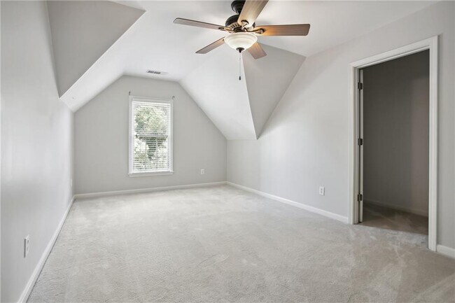 Building Photo - 12250 Broadleaf Ln