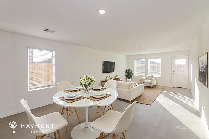 Building Photo - 3048 Majestic Sunrise Dr