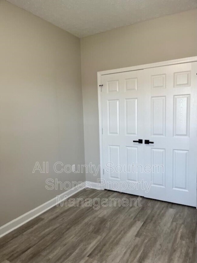 Building Photo - 113 Ashley Park Dr