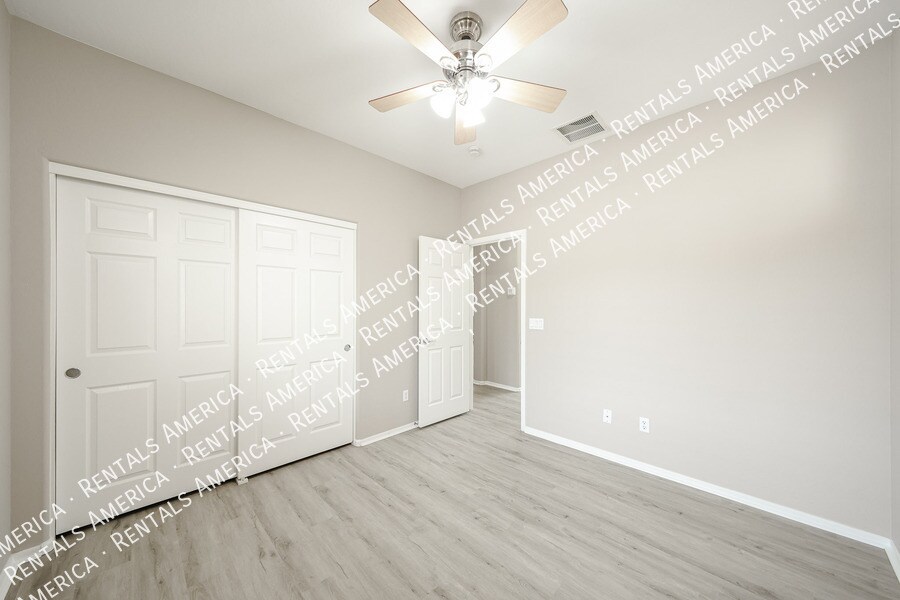 Building Photo - 19407 E Canary Way