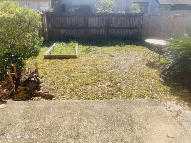 Building Photo - 7630 Leafy Forest Way