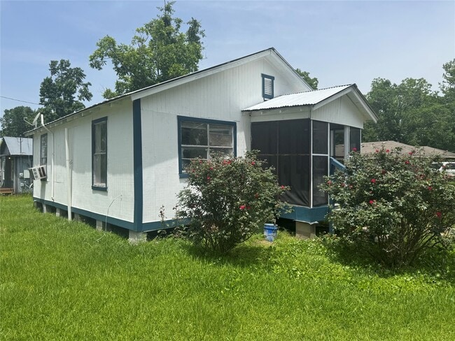 Primary Photo - 601 N Franklin Ave