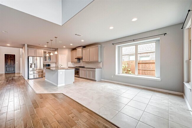 Building Photo - 23514 San Ricci Ct