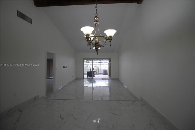 Building Photo - 10351 Juniper Ct