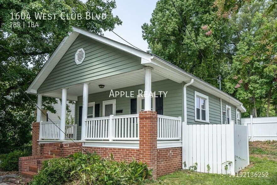 Building Photo - 1604 W Club Blvd