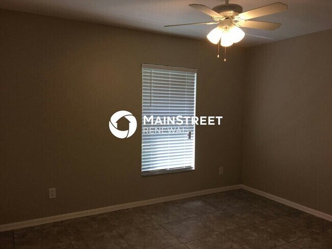 Building Photo - 3 Bedroom Pet-Friendly Home in Cape Coral, FL with Main Street Renewal