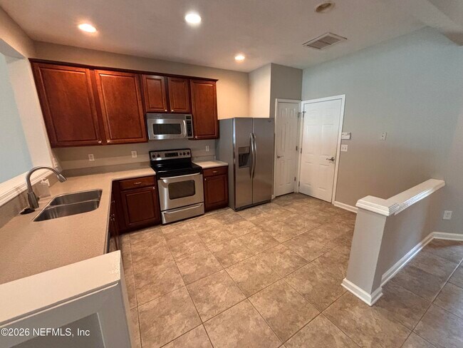 Building Photo - 11292 Campfield Cricle
