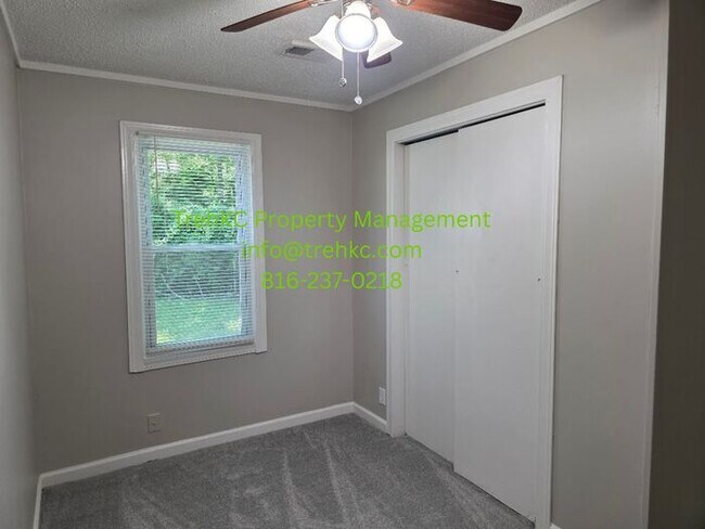 Building Photo - 6338 Longwood Ct