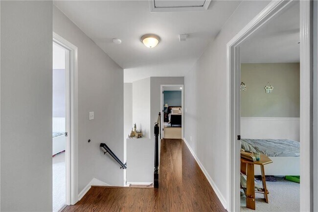Building Photo - 10545 Windsor Park Dr