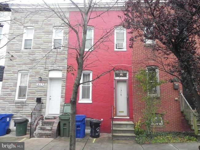 Building Photo - 319 W 28th St