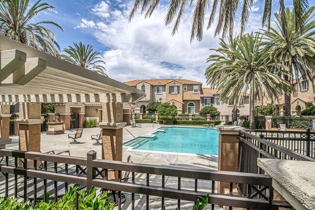 Building Photo - "Coming Soon" 3-Bedroom in Santa Clara- $4...