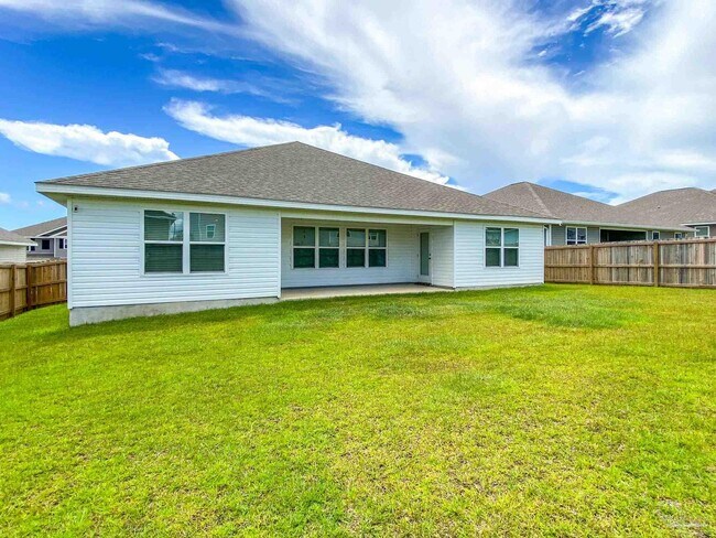 Building Photo - 5554 Guinevere Ln