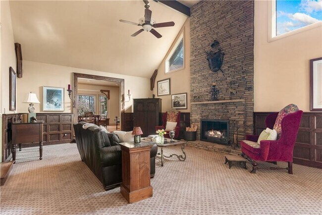 Building Photo - 15905 Westbrook Rd