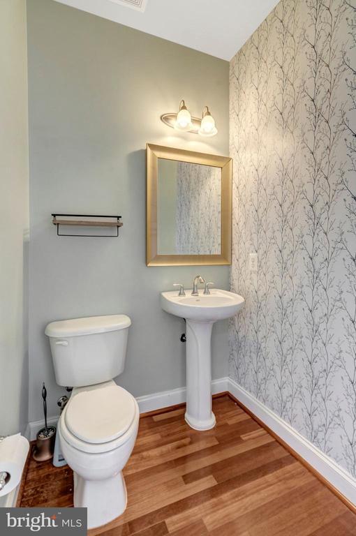 Building Photo - 6830 Hartzell Hill Ln