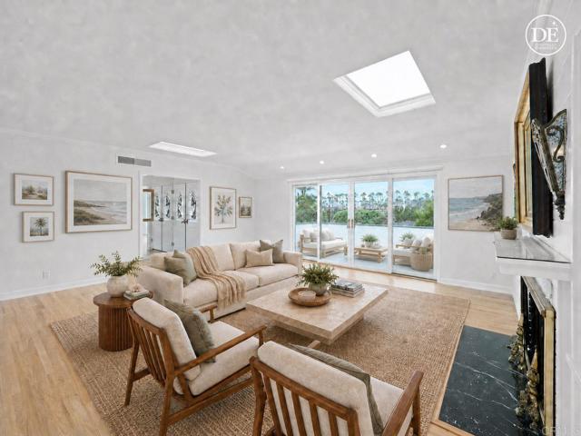 Building Photo - 7920 Avenida Alamar