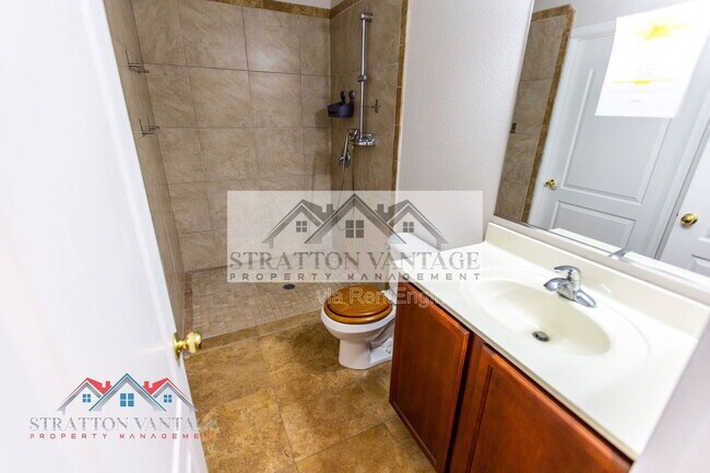 Building Photo - 15792 W Port Au Prince Ln