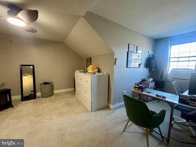 Building Photo - 3847 Watkins Mill Dr